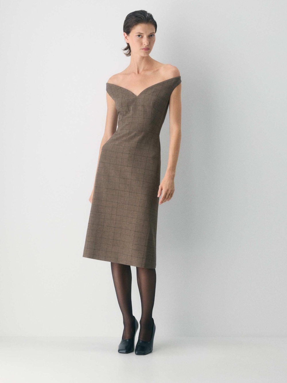 Aritzia Babaton Andrea Dress
